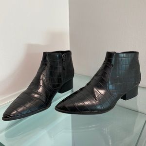 MNGO black embossed leather ankle boot Size 9